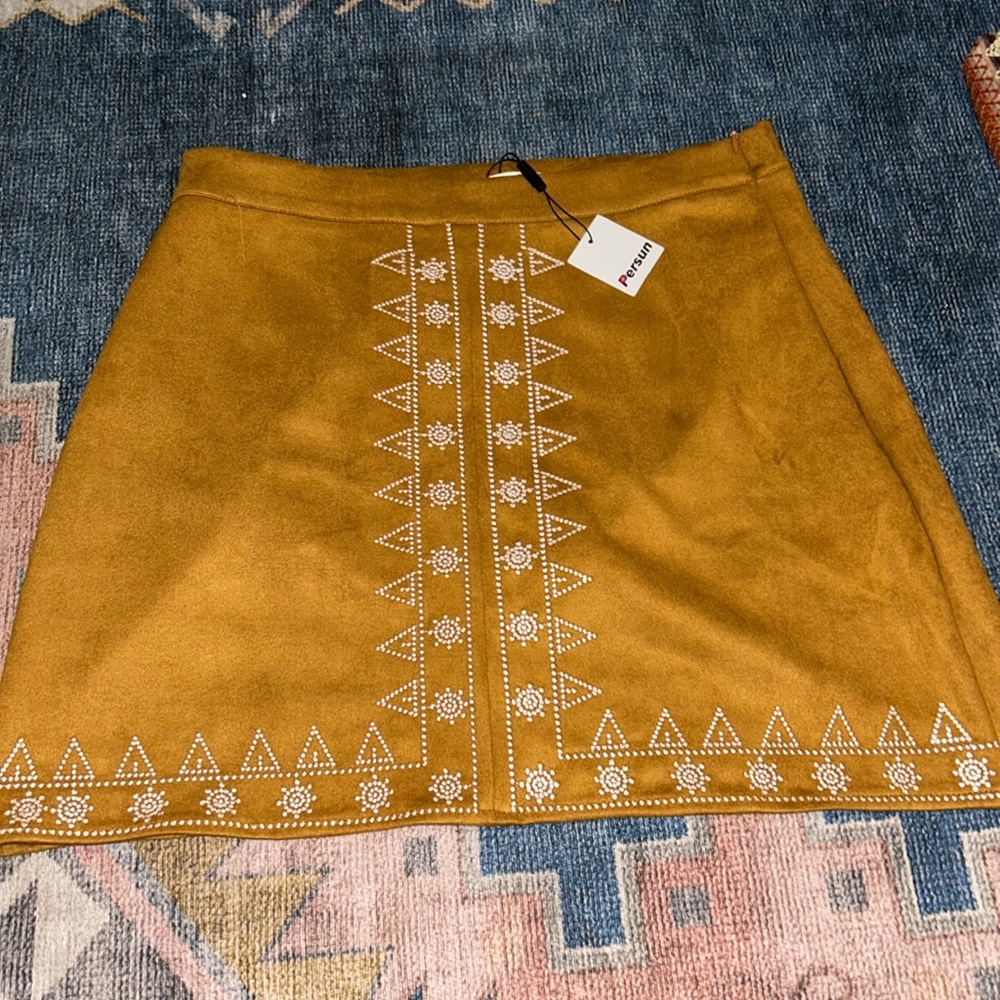 Forever 21 Mustard Embroidered Mini Skirt